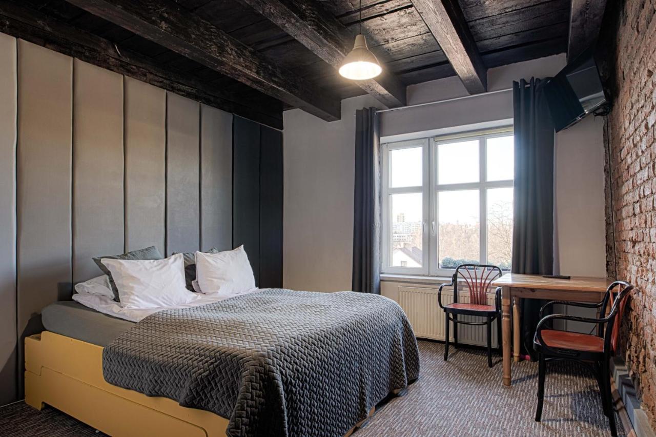 3 Bros' Hostel Cieszyn Cieszyn  Bagian luar foto