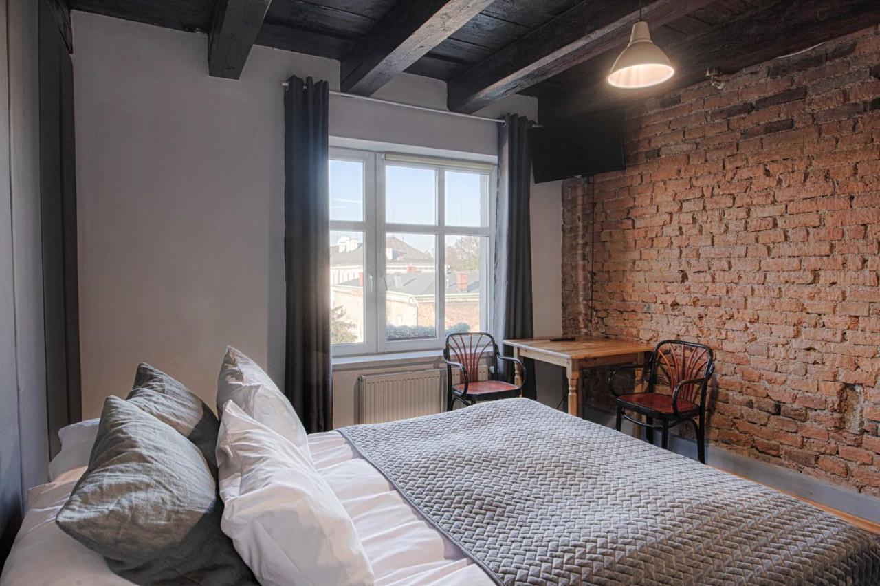 3 Bros' Hostel Cieszyn Cieszyn  Bagian luar foto