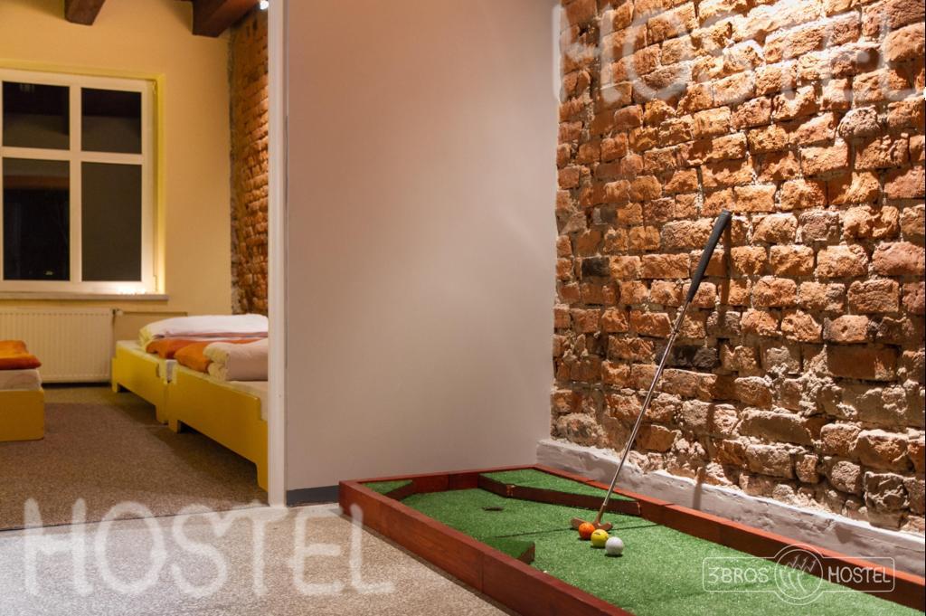 3 Bros' Hostel Cieszyn Cieszyn  Bagian luar foto